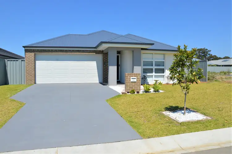 88 Caladenia Crescent, South Nowra NSW 2541