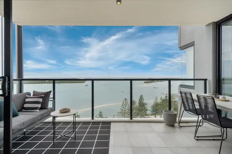 1302/372 Marine Parade, Labrador QLD 4215