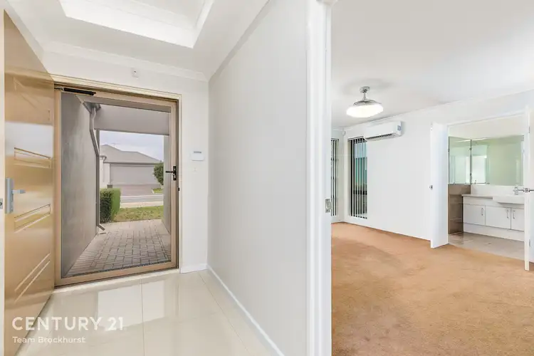 Fifth view of Homely house listing, 8 Belfry Way, Wattle Grove WA 6107