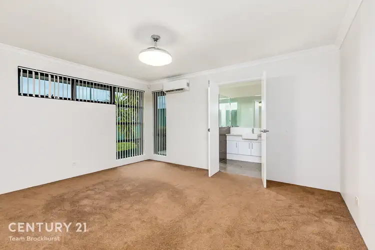 Sixth view of Homely house listing, 8 Belfry Way, Wattle Grove WA 6107
