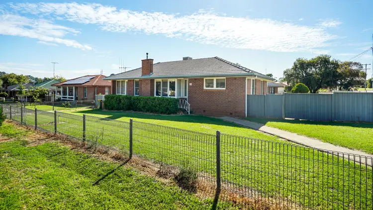 40 Medlyn Street, Parkes NSW 2870