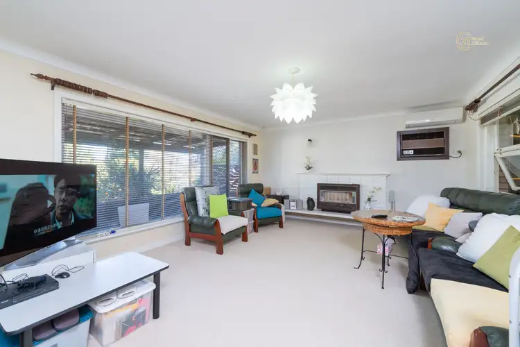 20 Laurel Close