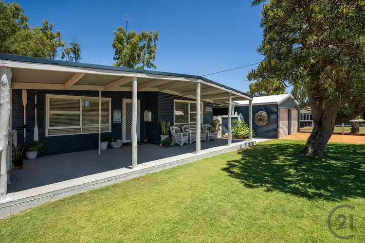 31 Lyelta Street, Falcon WA 6210