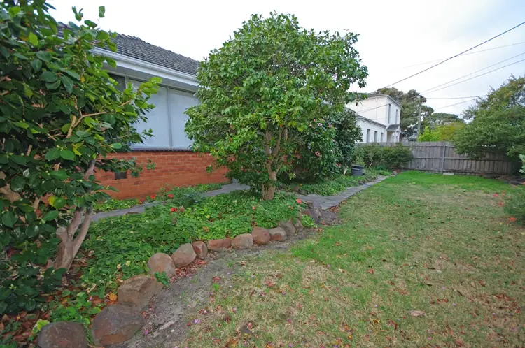 1/1 Victoria Street