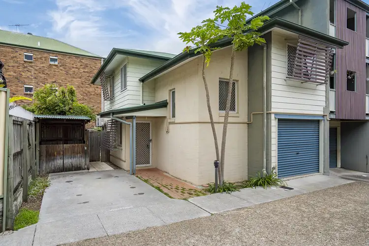 U 8/12 Wilkie Street, Yeerongpilly QLD 4105