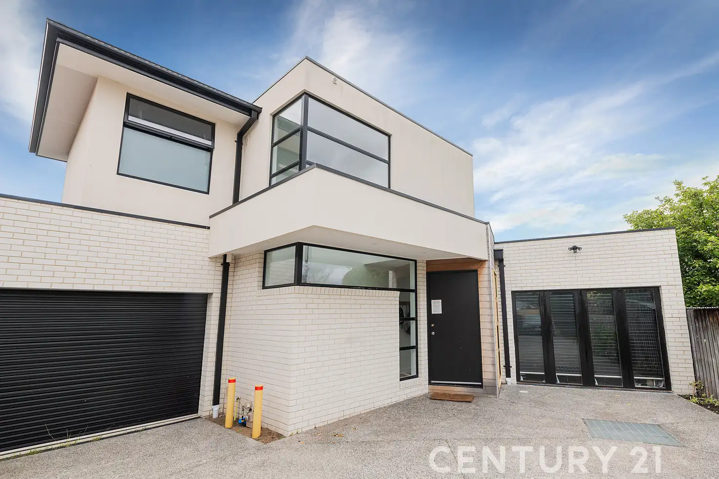 Main view of Homely unit listing, 2/8 Deakin Crescent, Dandenong North VIC 3175