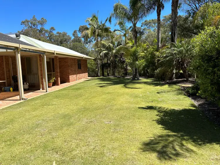 21 Murnane Crescent, Stratham WA 6237