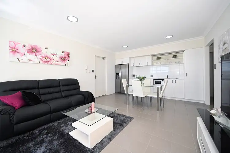 9/1 Elsbury Approach, Clarkson WA 6030