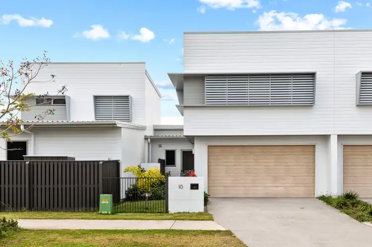 6 Captain Avenue, Newport QLD 4020