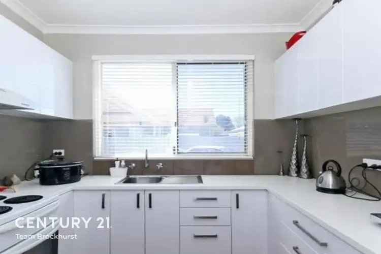11 Northumberland Road, Forrestfield WA 6058