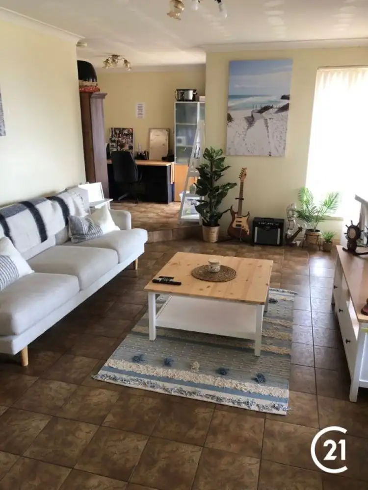 Second view of Homely house listing, 4 Hickory Court, Halls Head WA 6210