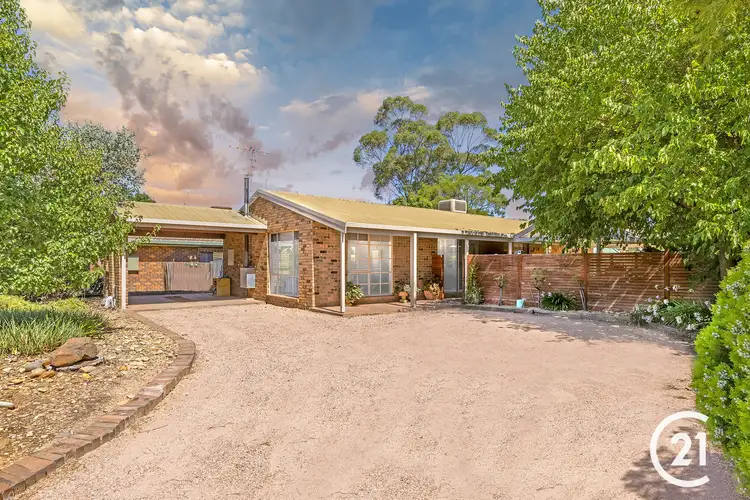 9 Hillview Avenue, Moama NSW 2731