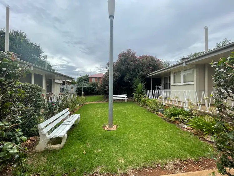 6/12 Gallop Avenue, Parkes NSW 2870