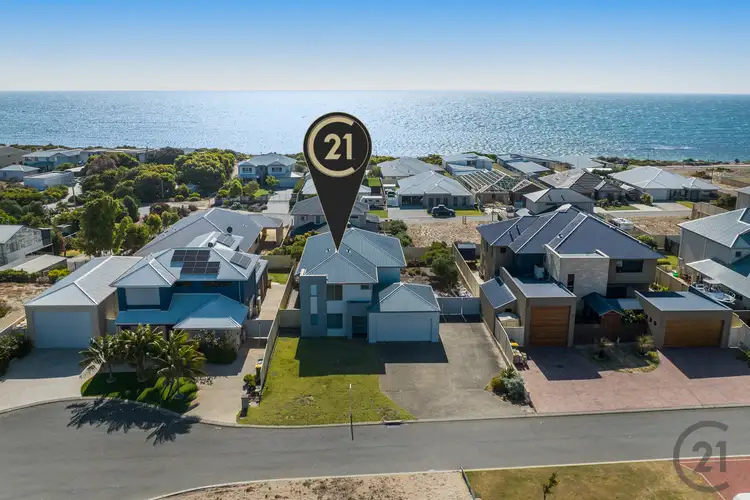 Second view of Homely house listing, 8 Meekatharra Place, Dawesville WA 6211