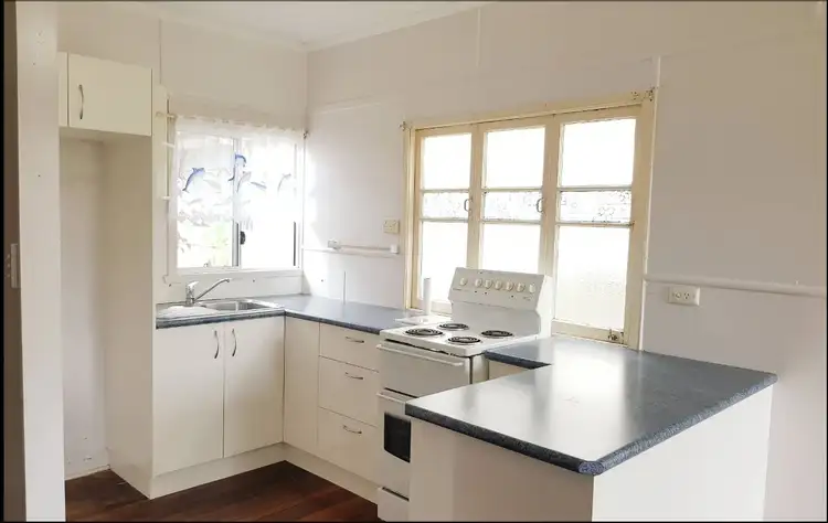 Second view of Homely semi-detached listing, 2/7 North Quay, Scarborough QLD 4020