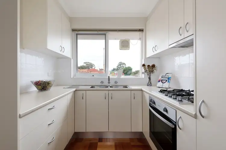 Fifth view of Homely flat listing, 6/297 Jasper Road, Ormond VIC 3204