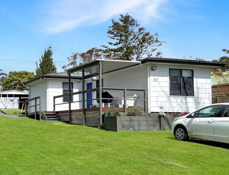87 Railway Parade, Woodford NSW 2778