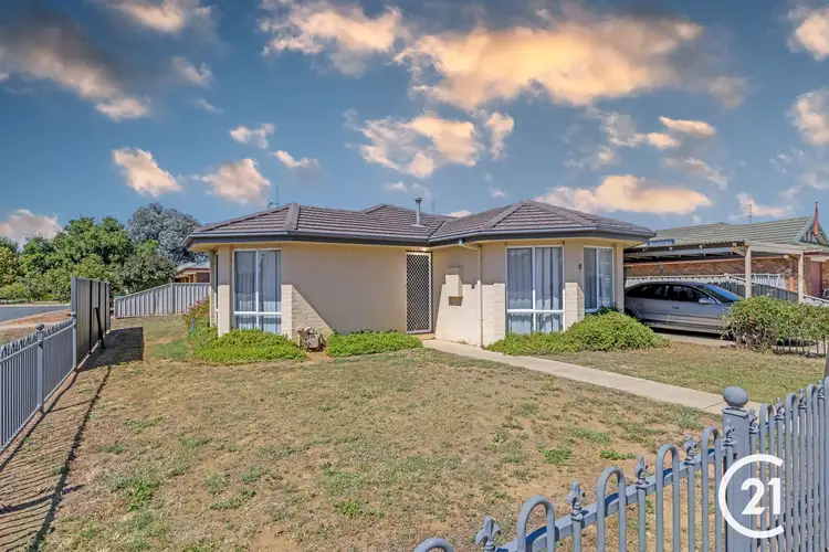 8 Alfred Avenue, Echuca VIC 3564