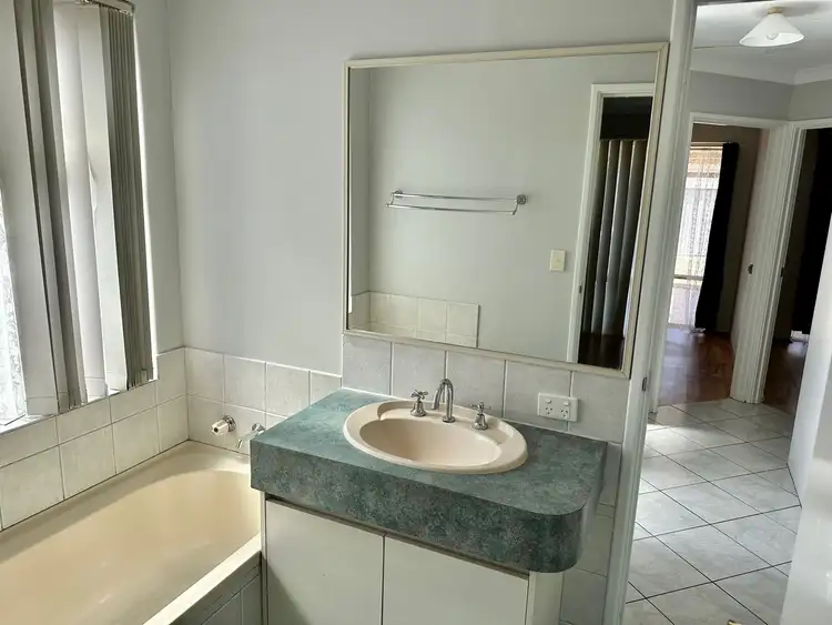 Sixth view of Homely house listing, 10 Oates Close, Usher WA 6230