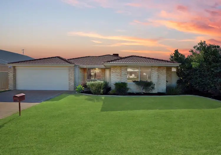 10 Dalwallinu Terrace, Dawesville WA 6211