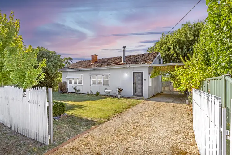 43 Mckinlay Street, Echuca VIC 3564