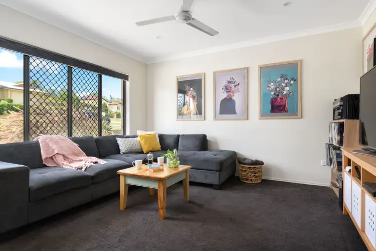 Fifth view of Homely house listing, 4 Deakin Court, Southside QLD 4570