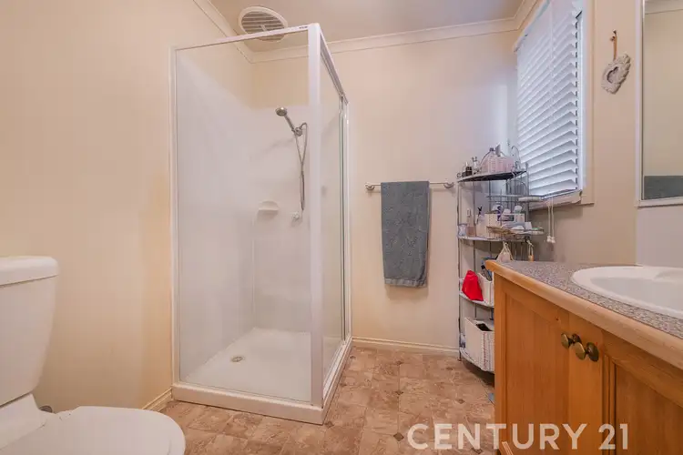 Sixth view of Homely house listing, 4 Radiata Circuit, Pakenham VIC 3810