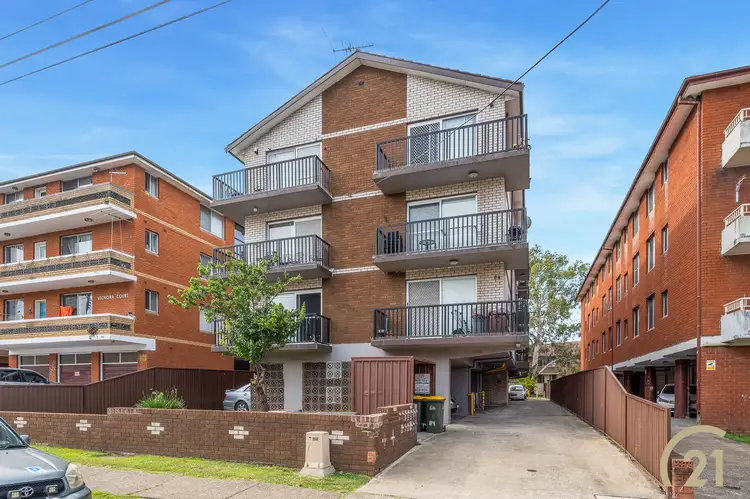 9/84 Harris Street, Fairfield NSW 2165