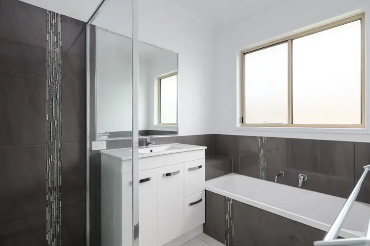 Fifth view of Homely house listing, 2 Champagne Lane, Southside QLD 4570