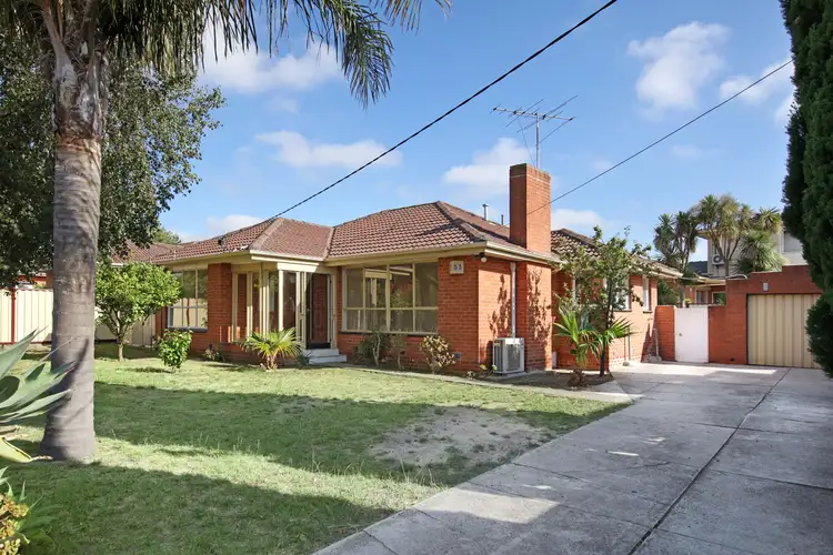 53 Heather Grove