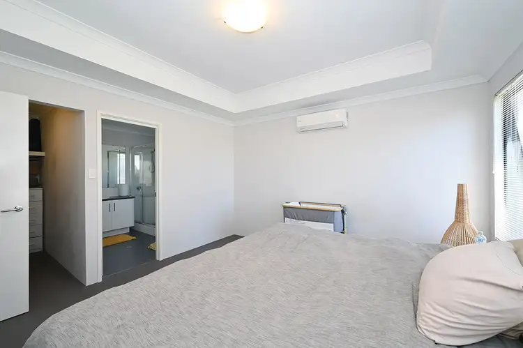 Fourth view of Homely house listing, 10 Edgari Street, Jindalee WA 6036