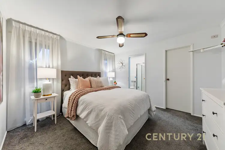 Sixth view of Homely house listing, 19 Katjusha Court, Pakenham VIC 3810
