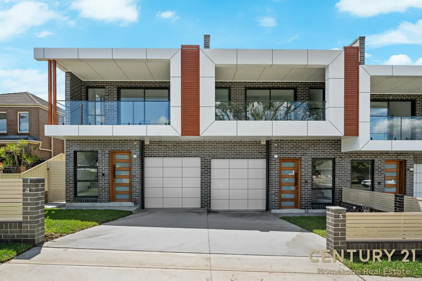 Main view of Homely semi-detached listing, 3/18 Forrest Road, East Hills NSW 2213