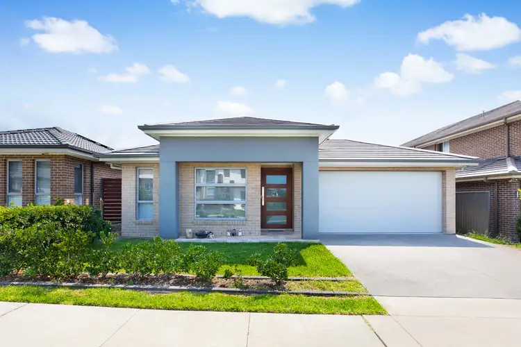19 Jones Street, Oran Park NSW 2570