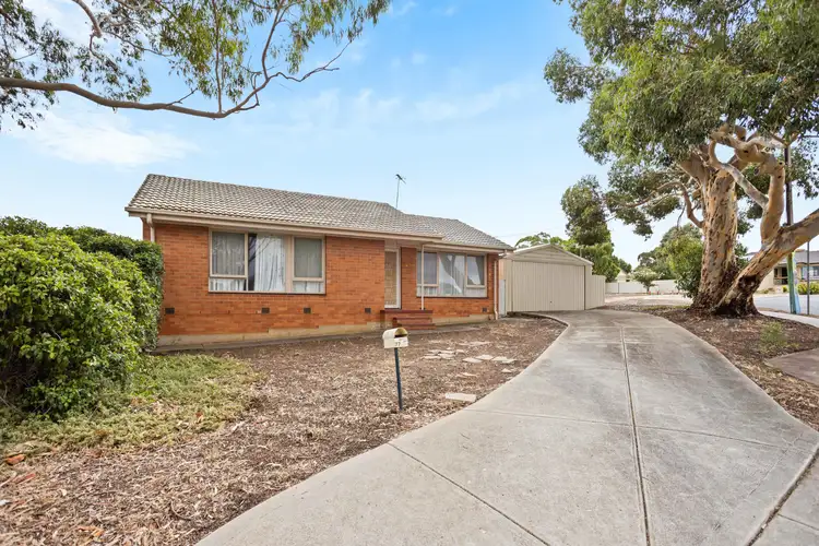 77 Elizabeth Road, Christie Downs SA 5164