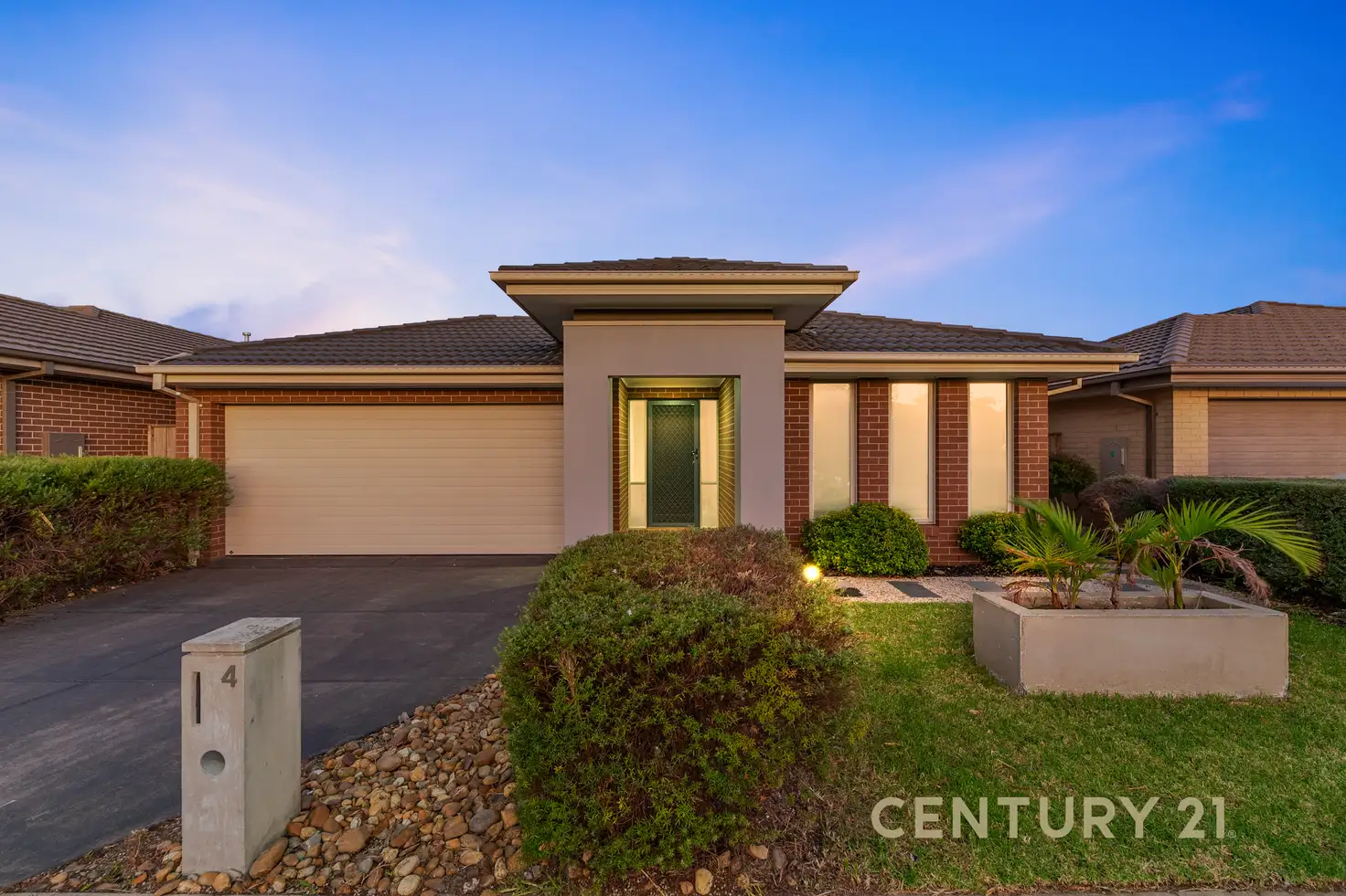 Main view of Homely house listing, 4 Beatham Way, Cranbourne East VIC 3977