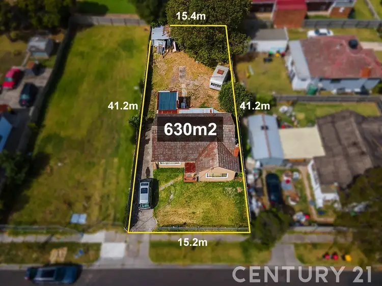15 Fifth Avenue, Dandenong VIC 3175