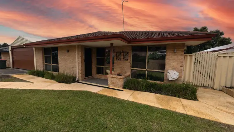 13 Christchurch Place, College Grove WA 6230