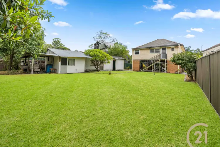 34 Waterside Crescent, Carramar NSW 2163