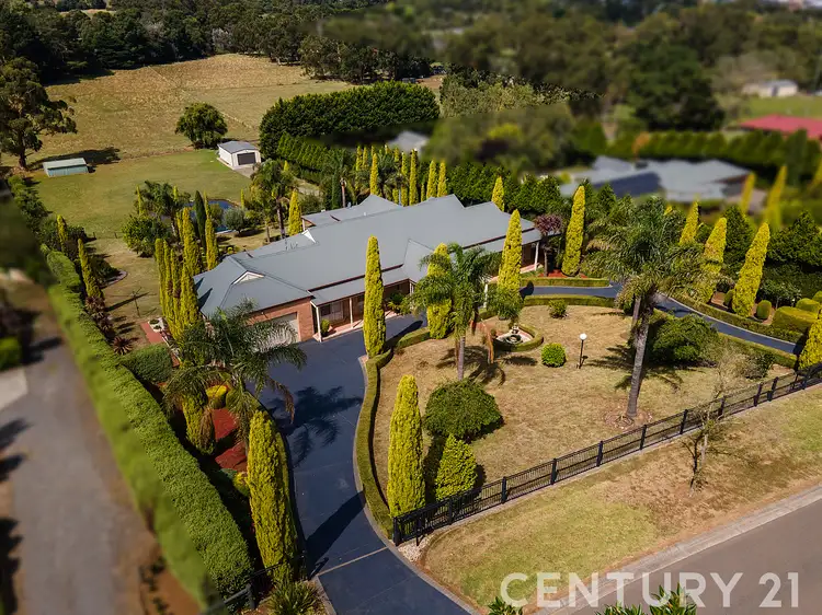 16 Millennium Court, Drouin VIC 3818