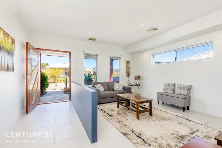 Fifth view of Homely house listing, 8 Hazewinkel Gardens, Champion Lakes WA 6111