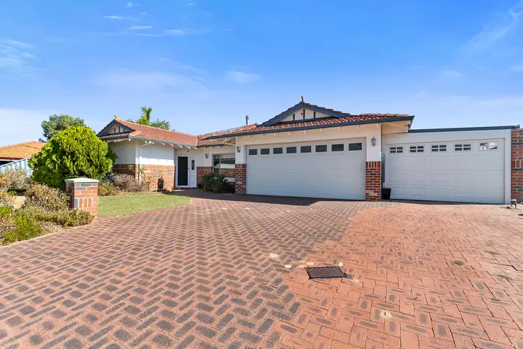 Second view of Homely house listing, 15 Dunblane Court, Kinross WA 6028