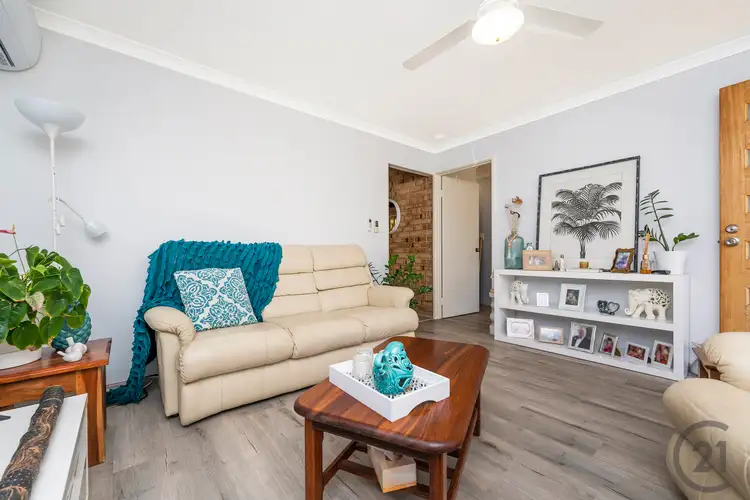 Seventh view of Homely house listing, 10 Saskatchewan Way, Greenfields WA 6210