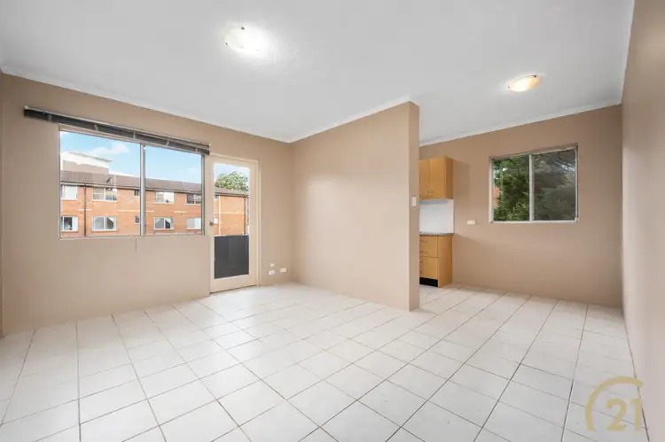 Third view of Homely unit listing, 21/186-188 Sandal Crescent, Carramar NSW 2163