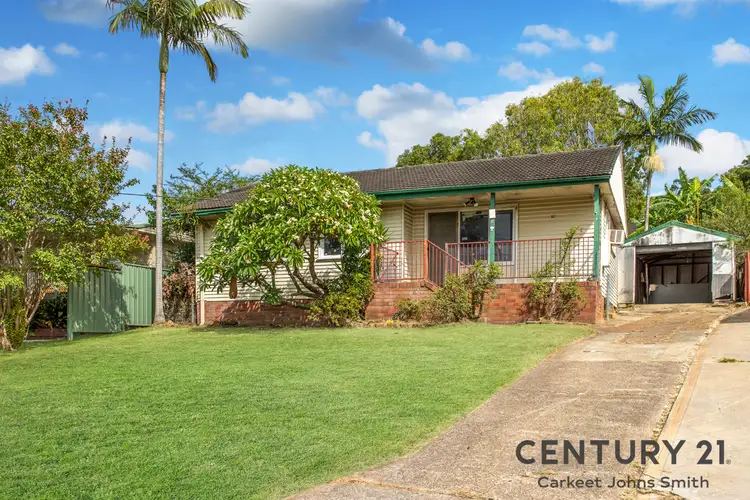 75 Coral Crescent