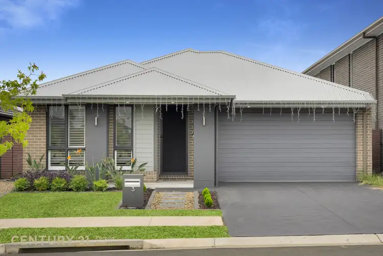 3 Vanderfield Crescent, Oran Park NSW 2570