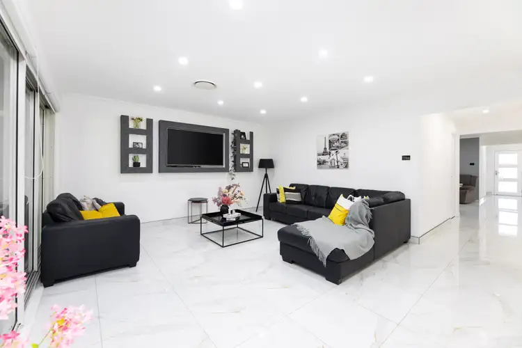 Fifth view of Homely house listing, 5 Leeuwin Road, Gledswood Hills NSW 2557