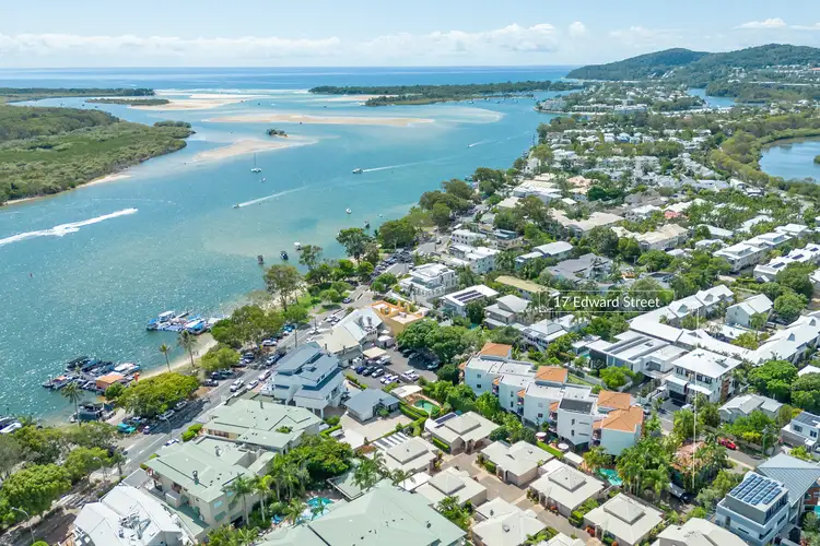 17 Edward Street, Noosaville QLD 4566