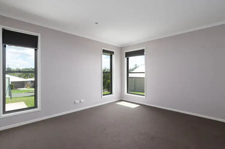 Seventh view of Homely house listing, 8 Callistemon Court, Southside QLD 4570