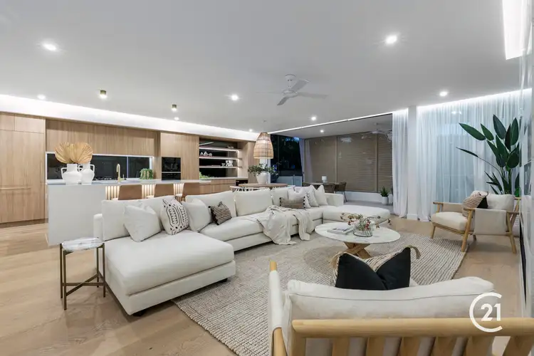 2/7 William Street, Noosaville QLD 4566